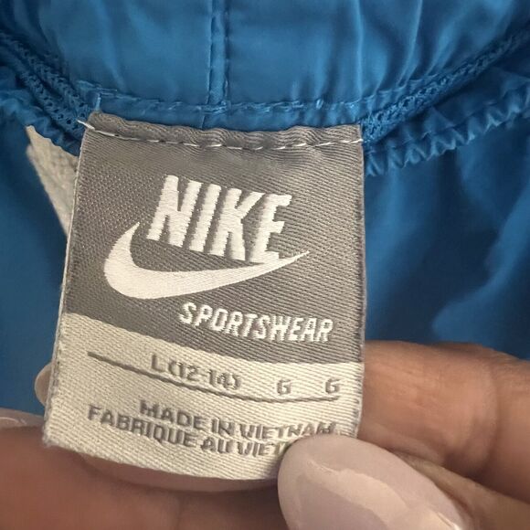 Nike Women’s Retro Active Running Shorts Turquoise Size Large Lined Gym - Picture 9 of 10